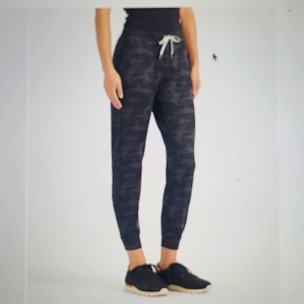 Vuori Performance Jogger